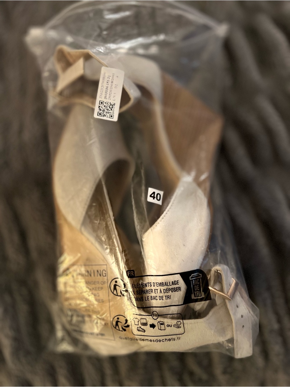 White Women's Wedge Sandals